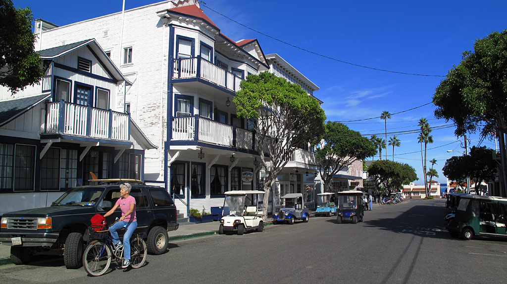 Wandering the streets of Avalon. Almost all the locals drive golf carts - gas is very expensive, plus, nothing is far from where you are. Wandering the streets of Avalon. Almost all the locals drive golf carts - gas is very expensive, plus, nothing is far from where you are.