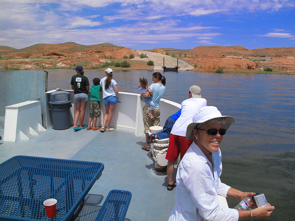 Approaching Bullfrog Landing on the west side of Lake Powell. Approaching Bullfrog Landing on the west side of Lake Powell.