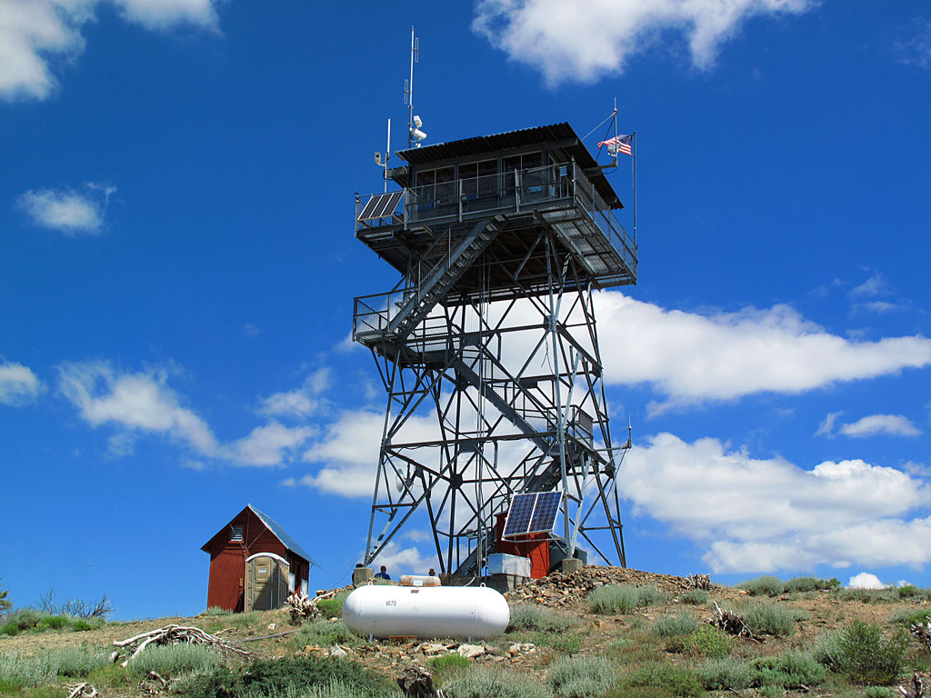 Bald Mountain lookout, still in operation. Bald Mountain lookout, still in operation.