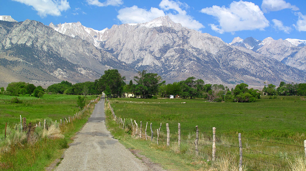 Lubken Canyon Road, Owens Valley.