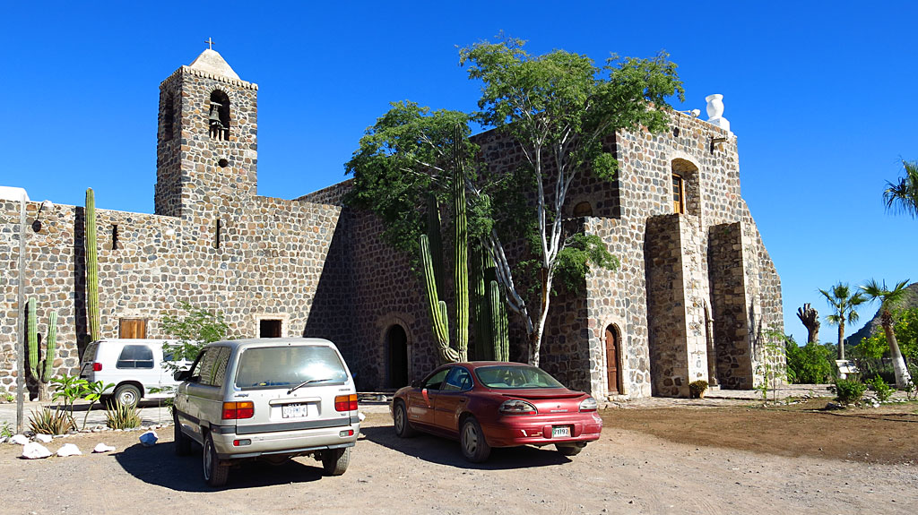 The Misión Santa Rosalía de Mulegé was founded in 1705 by the Jesuit missionary Juan Manuel de Basaldúa. Construction of a stone church was begun in 1766. In 1768, the Franciscans took over responsibility for colonial Baja California from the Jesuits, however, by 1770, the mission was virtually deserted. The Dominicans, who succeeded the Franciscans in Baja in 1773, began rebuilding, but the population remained less than 100.