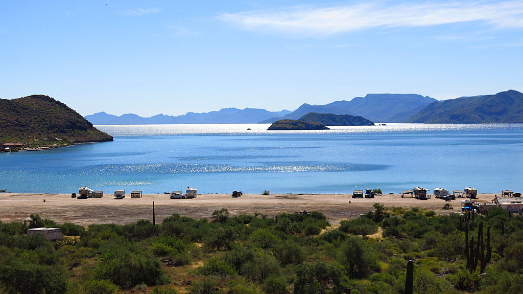 Driving down Highway 1, the first view of Bahía Concepción is of campers occupying Playa Santispac on the bay's north end.