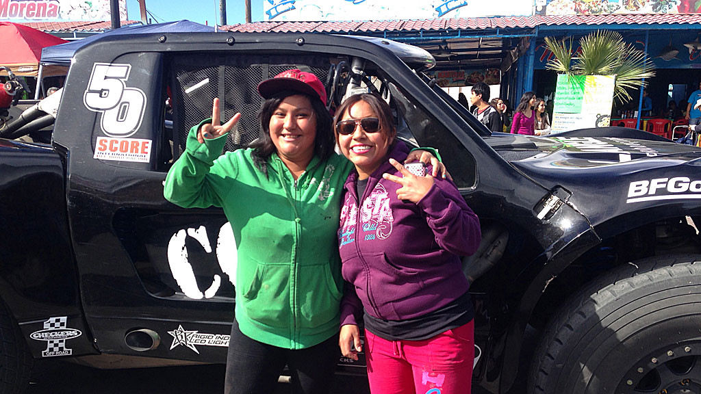 Contingency is held the day before the race on the Malecón - a place where local race fans can get close to the race cars and meet the drivers.