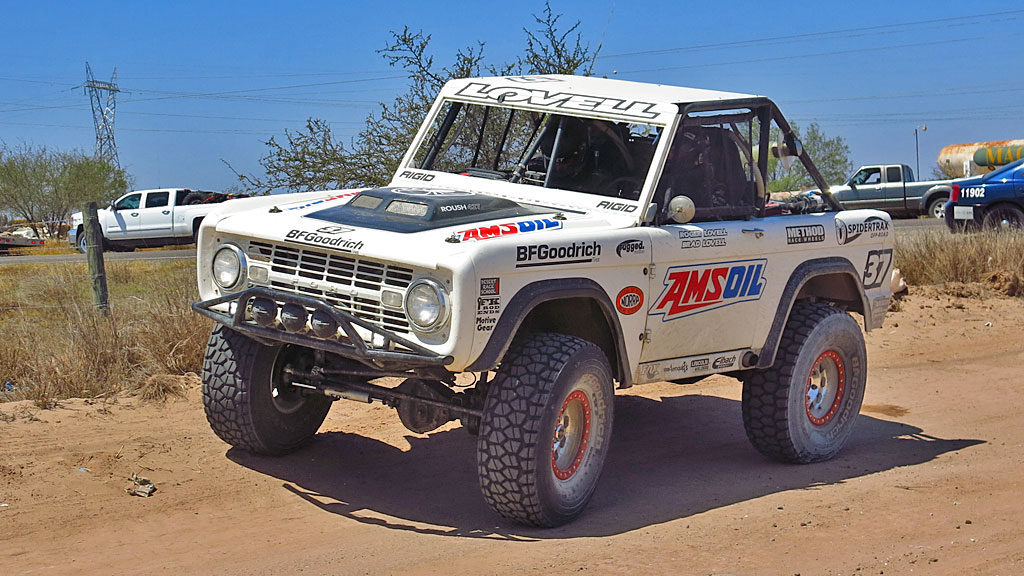 Waiting for his time to start, Roger (aka Royer) Lovell is running his 1968 Ford Bronco in the Vintage Short Wheelbase 4x4 Class.