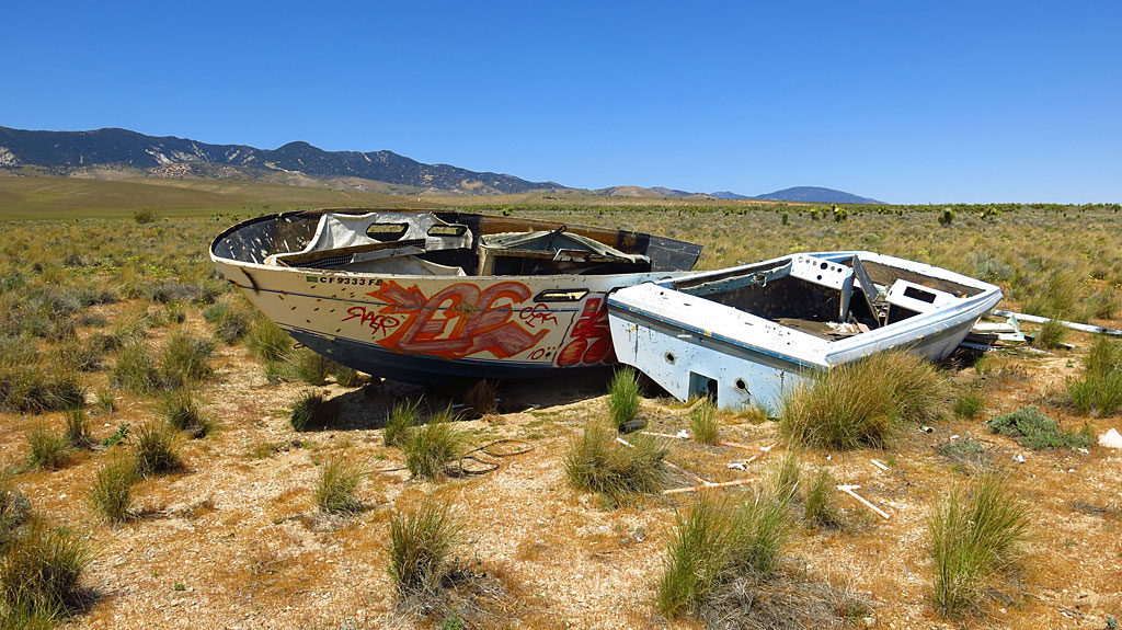 For some reason we see lots of derelict boats in the desert. The result of global warming perhaps?