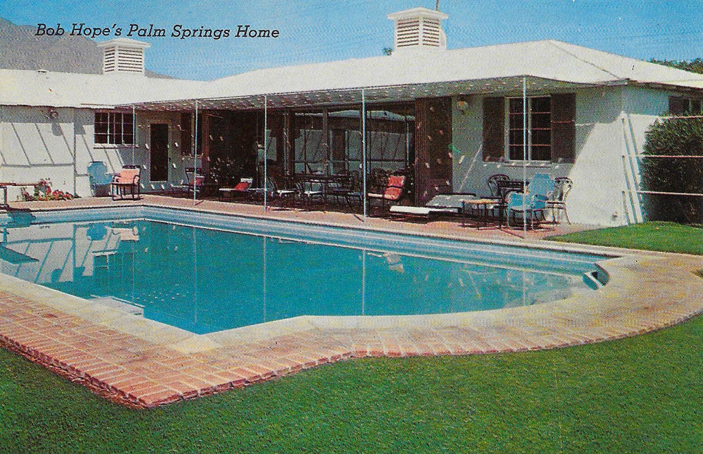 On back: Bob Hope's beautiful Palm Springs, California home and swimming pool.